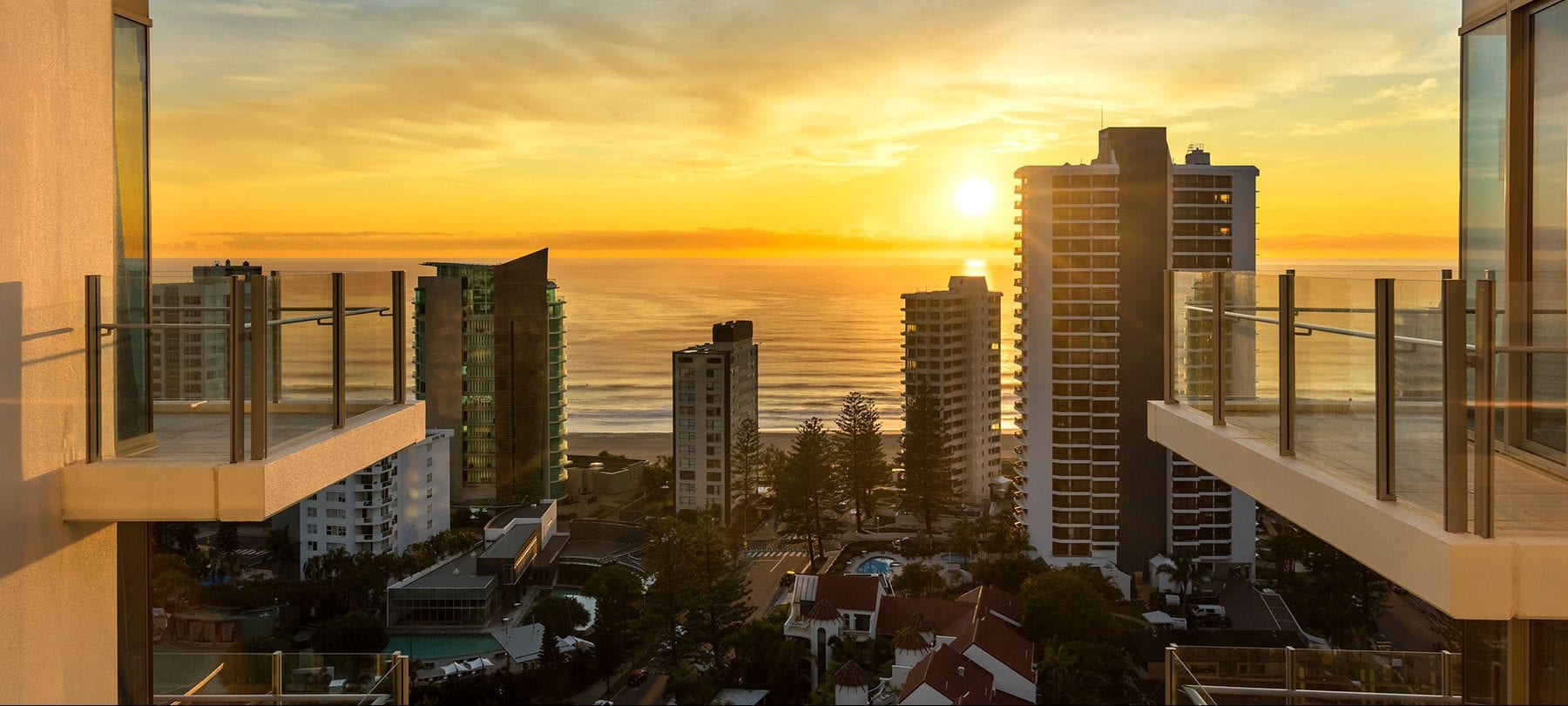 surfers paradise sunset view